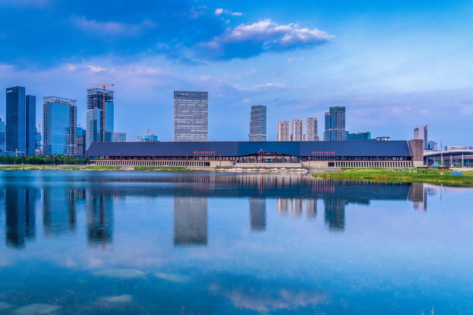 Holiday Inn Chengdu Qinhuang By Ihg Exteriör bild