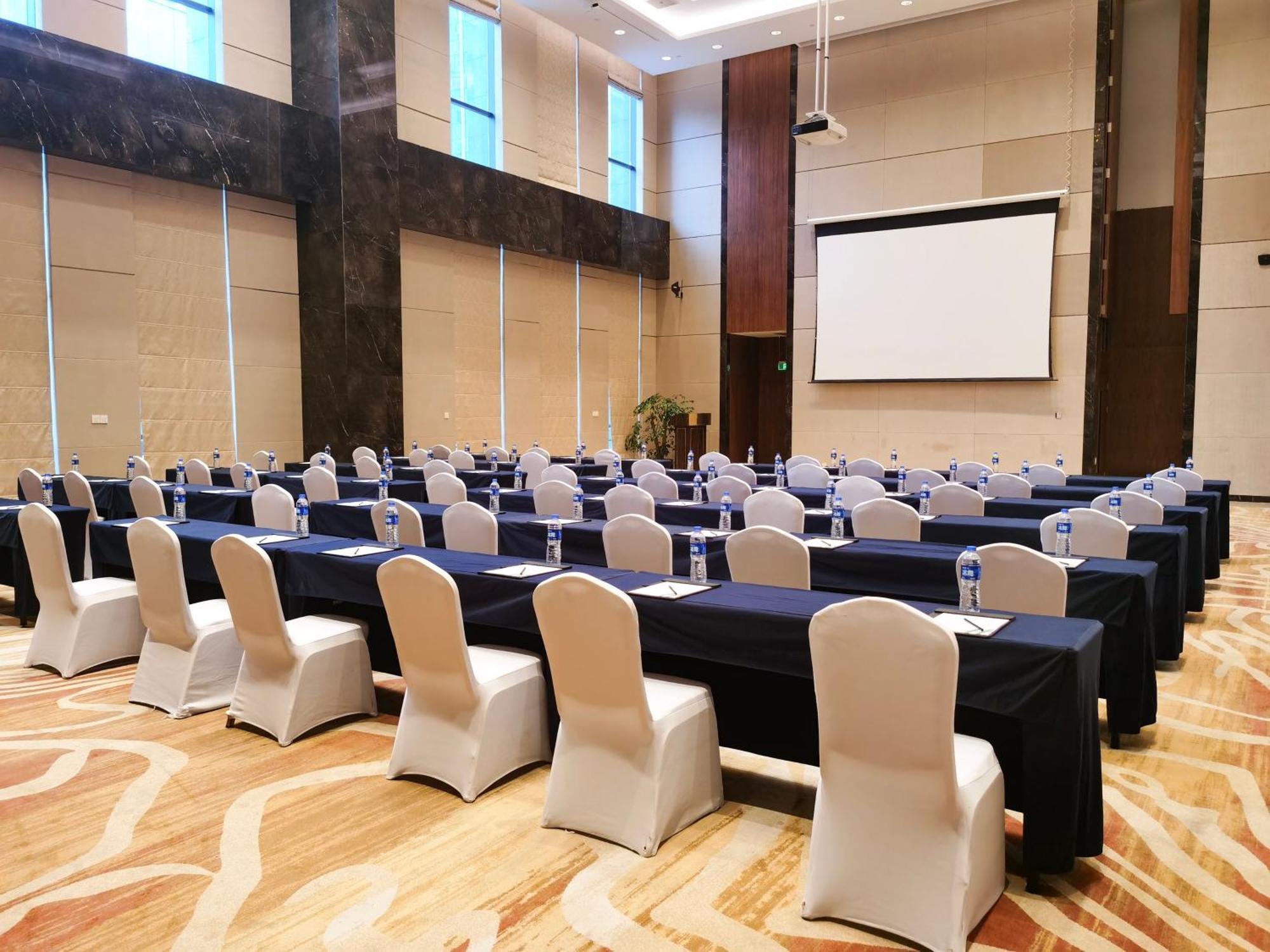 Holiday Inn Chengdu Qinhuang By Ihg Exteriör bild